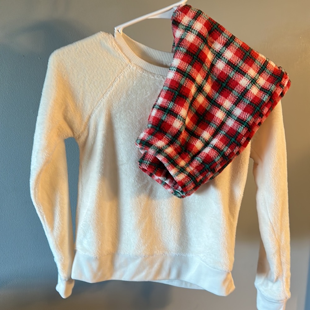 Cat & Jack- cozy sleepwear set